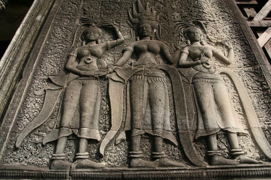 Siem Reap: Private Tour of Angkor Complex - Ta Prohm and the power of the jungle