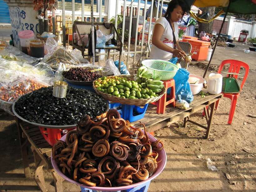 Siem Reap Street Foods Tour by Tuk Tuk with Personal Guide - What the private guide adds