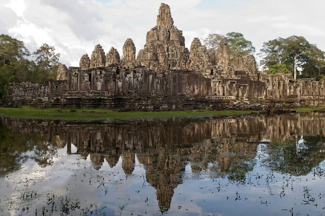 Siem Reap Sunrise Private Tour - Ta Prohm: nature and stone for one hour
