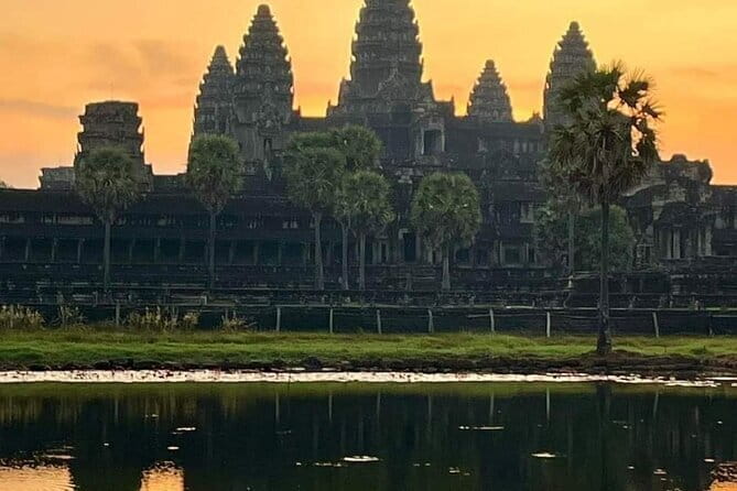 Siem Reap Temple Tuktuk Tour: Explore Angkor Wat and beyond. - Five useful things to know before booking