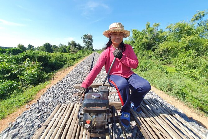 Siem Reap to Battambang Private Guided Tour (Day Trip) - What the private vehicle adds