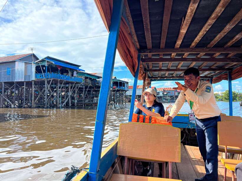 Siem Reap: Tonle Sap and Kampong Phluk Tour with Street Food - From Siem Reap to the stilted homes of Kampong Phluk