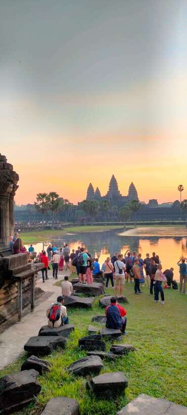 Siem Reap Tour Guide: Angkor Wat Sunrise Tour & Beng Mealea - What the private vehicle adds to the day