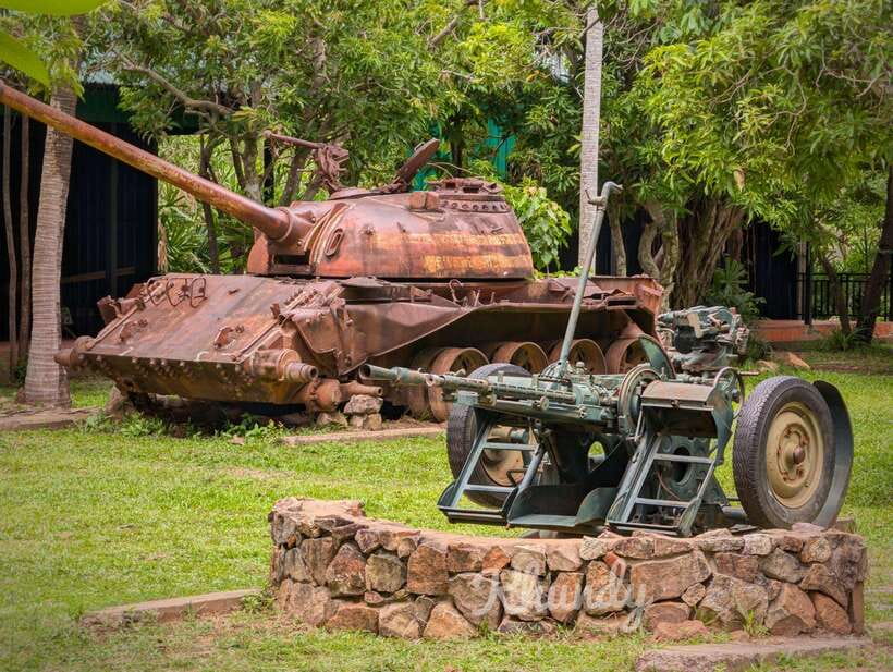 Siem Reap: War Museum included Ticket & Free Round trip - Photo boards provide the basic historical frame