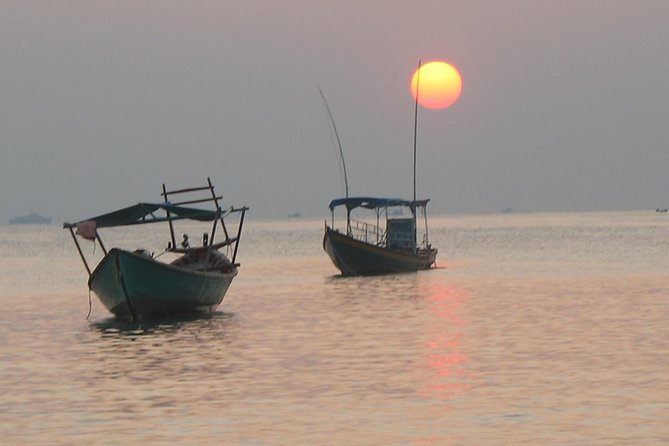 Sihanoukville Airport Taxi (from Airport to Hotel/boat pier) - Why the private format can be worth $17