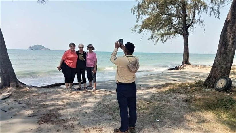 Sihanoukville: Group Shore Excursion from Cruise Port - Tomnub Rolork pier and working fishing life