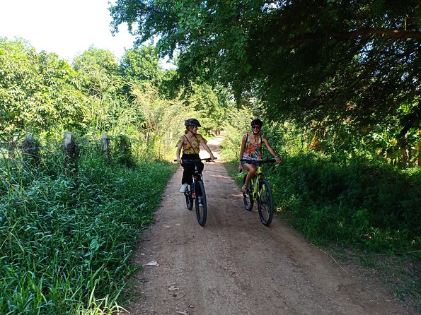 Silk Island Cycling Adventure & lunch with locals - Riding Koh Dach through farms and village lanes