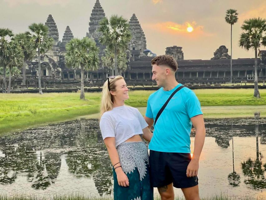Small-Group Full Day Angkor wat Guide tour with Sun set - Ta Keo: a powerful unfinished pyramid