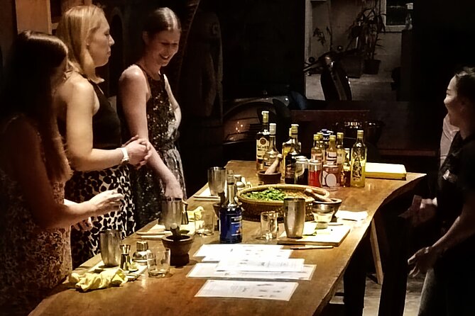 Sombai Siem Reap Workshop Cocktail Class - A Khmer house, music, and a relaxed evening mood