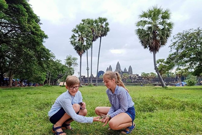 Sunrise Angkor Wat Temple Half Day Tour ( Small-Group Tour) - Bayon’s giant stone faces