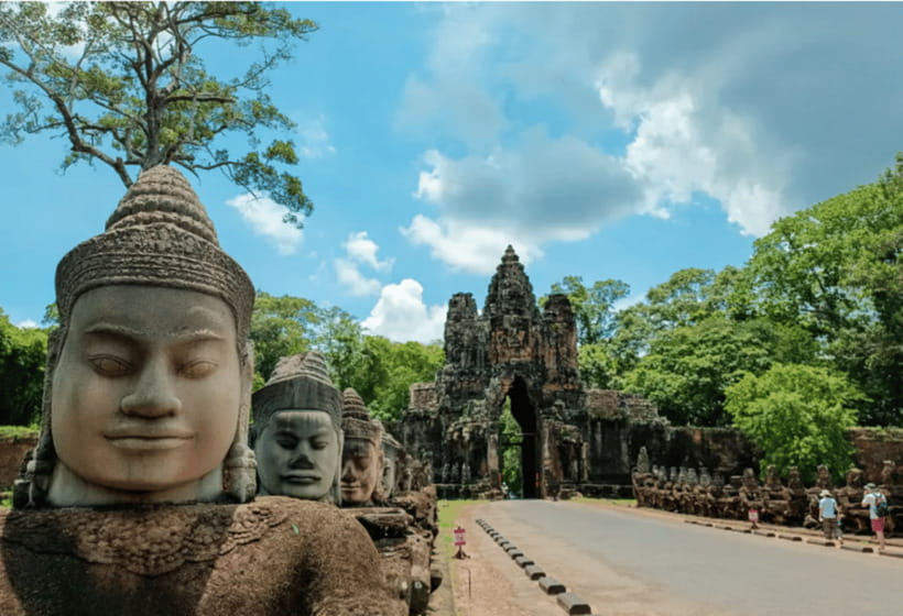 Sunrise at Angkor Wat and Small Tour with Tours Guide - South Gate and the faces of Bayon