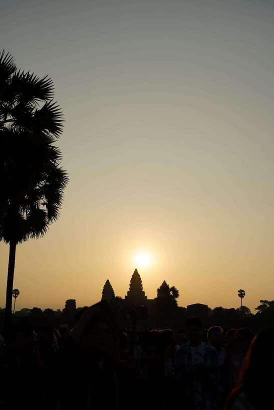 Sunrise at Angkor Wat Temple: 3-Hour Private Tour - Walking through the temple for 2.5 hours