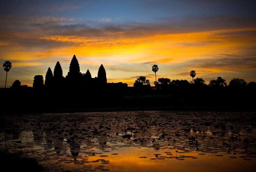 Sunrise at Angkor Wat Temple: 3-Hour Private Tour - Finding the best photographs without losing the visit