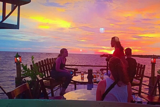 Sunset Dinner and drinks includes a Floating Village cruise tour. - Why Tonle Sap is worth seeing from the water