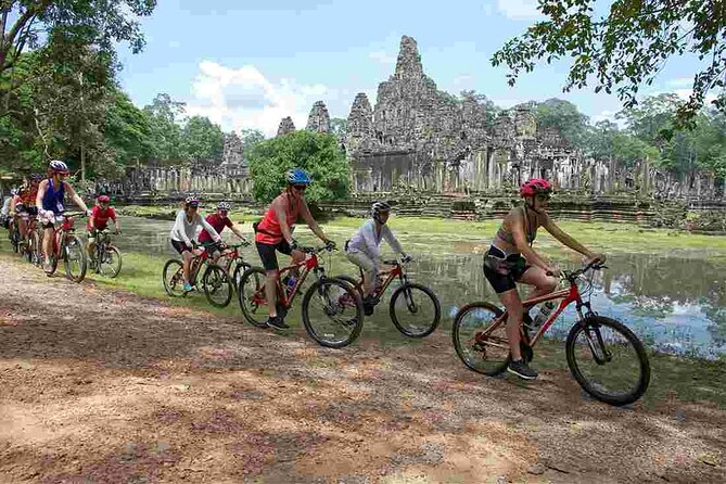 Sunset or sunrise bicycle tour around Angkor Wat and nearby temples - Ending at Phnom Bakheng for sunset
