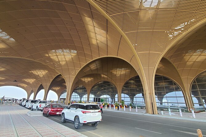 Techo International Airport Transfer - Key points at a glance