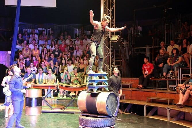 The Cambodian Circus Show and Pub Street Night Market - Inside the two-hour Phare performance