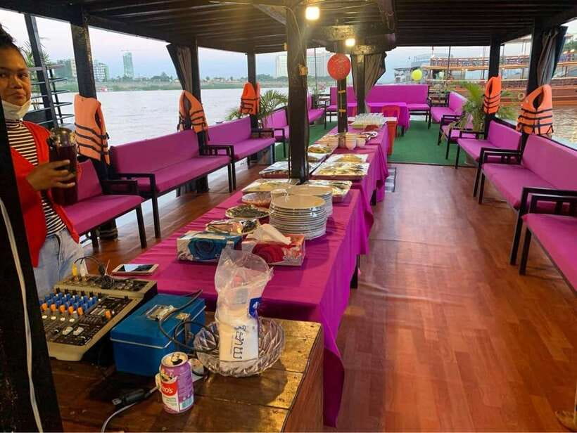 Tonle Sap Cruise & land Tour between Phnom Penh & Siem Reap - Key points to know before booking