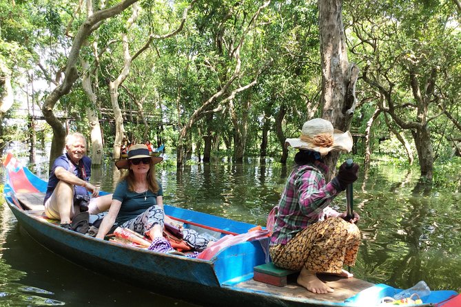 Tonle Sap Lake-Floating Villages-Mangrove Forest - Chong Khneas, your first look at lake life