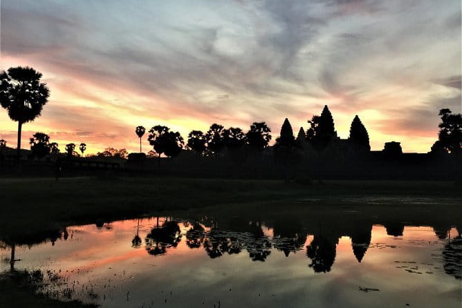 Traditional Khmer Water Blessing by Monk and Lotus Farm Visit - Wat Po Banteaychey and the meaning of a Buddhist temple
