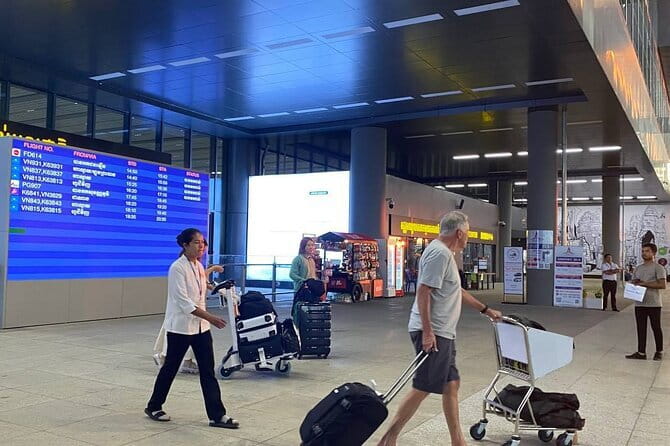 Transfer from Hotels in Siem Reap City to Siem Reap Airport - Leaving Siem Reap from your hotel lobby