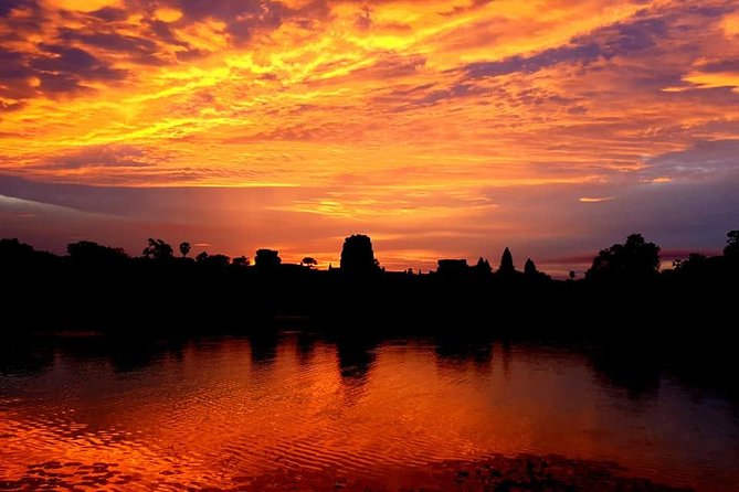 Two Days Angkor Tour - Day one begins with Angkor Wat and Ta Prohm