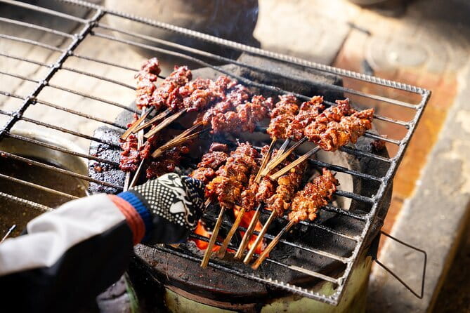 Ultimate Siem Reap Food Tour by Tuk Tuk - 20 Tastings, 8 Stops - Starting at Wat Damnak with a snack and beer