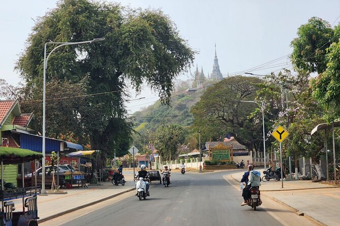 Visit Phnom Udong and Silk Island by Khmer Traditional Tuk-Tuk - The climb at Udong Mountain