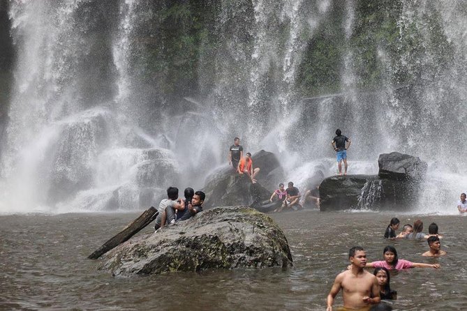 Waterfall & River of 1000 Siva Linga- Kulen Mountain Private Tour - Kulen Waterfall and time to swim